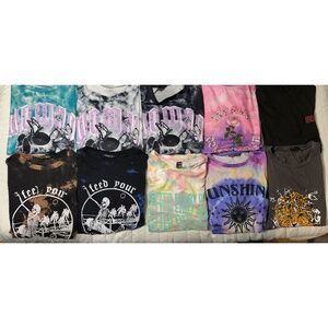 Womens/Juniors Medium T-Shirt Lot - Ten T-Shirts